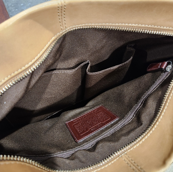 Tan Leather Coach Shoulder Bag - Picture 6 of 6